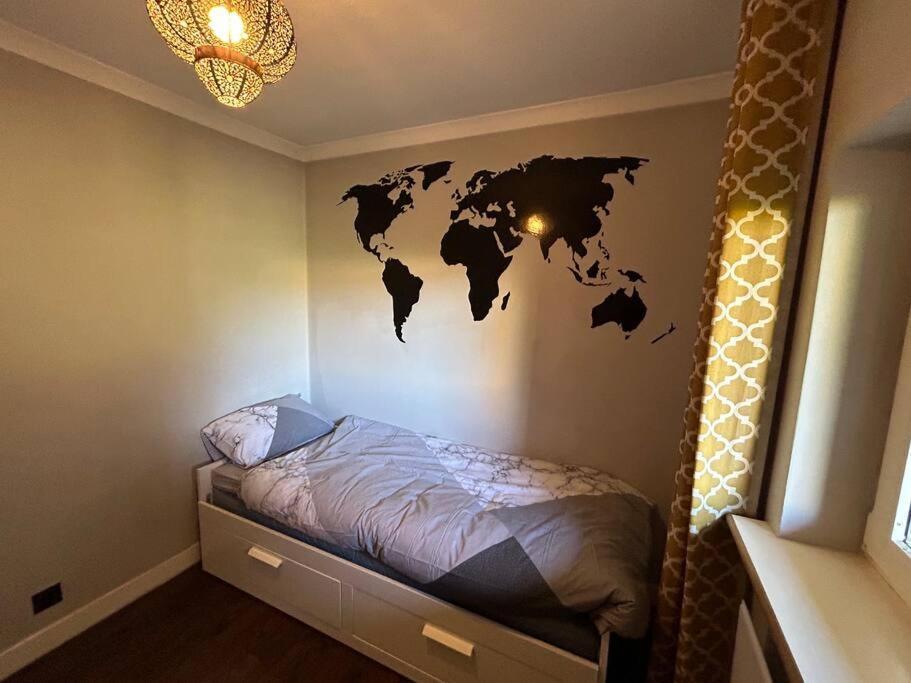Homely Apartment & Thames View London Exteriör bild